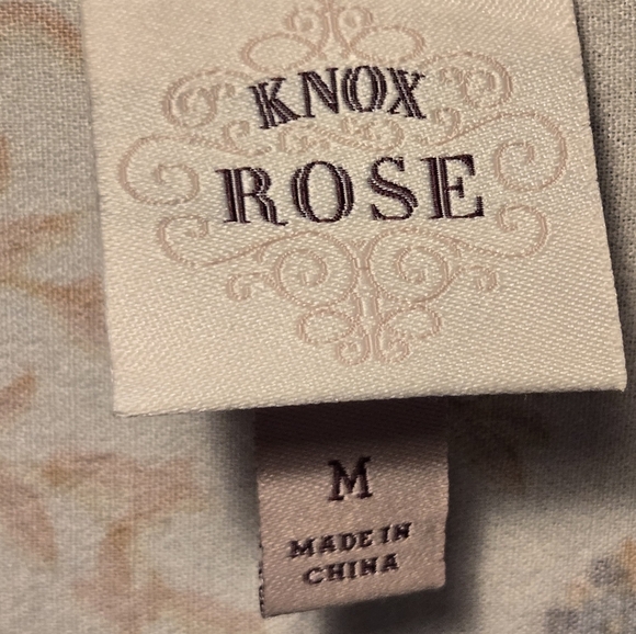 Knox Rose kimono red floral pattern misses size medium NWOT - Picture 6 of 7